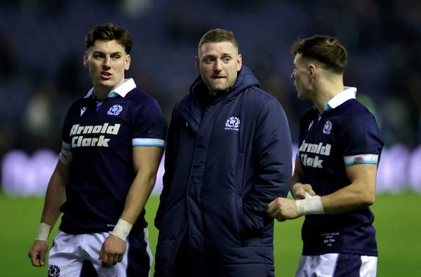 Scotland beef up for Twickenham battle