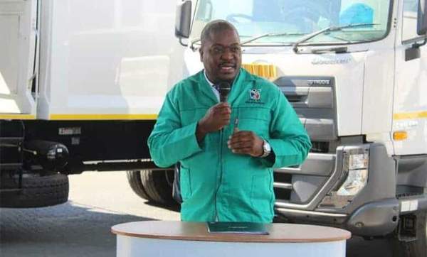 Ekurhuleni Mayor calls on officials to speed up service delivery