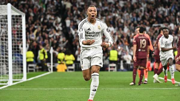 UCL LIVE BLOG: Mbappe scores a hat-trick!