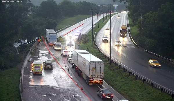 News24 | Rainfall, crashes involving trucks cause chaos on N3 and N2 into Easter weekend
