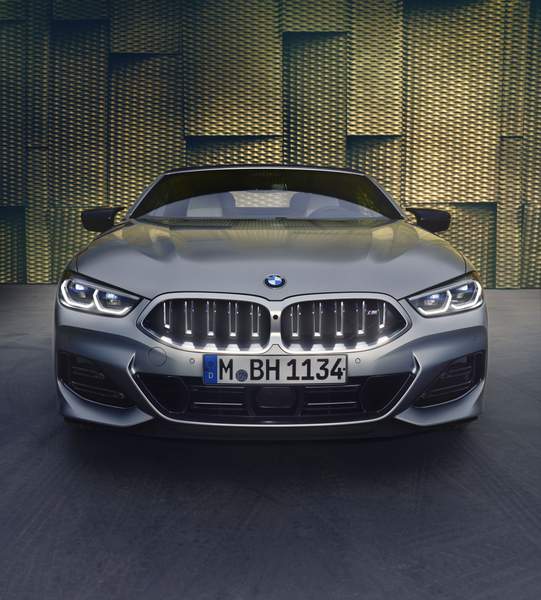 View Photos of the 2026 BMW 8-series Convertible