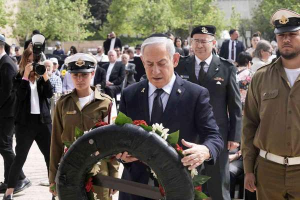 Israel's Netanyahu offers condolences after Pope's death