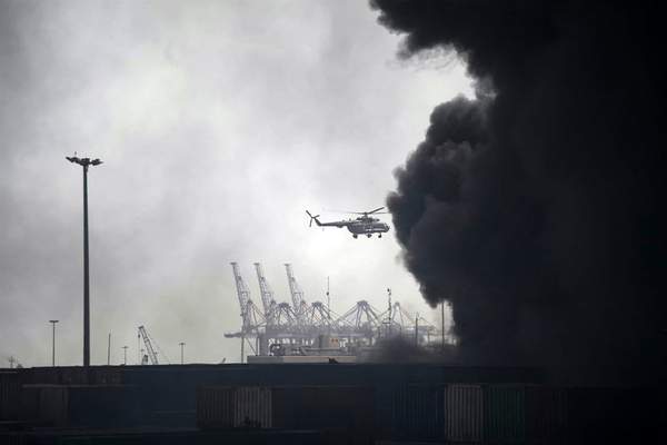 News24 | Suspected chemical blast at Iran's Bandar Abbas port kills at least 18, injures hundreds