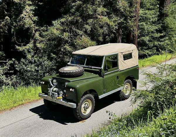 1970 Land Rover Series II on Bring a Trailer Is Authentically Old-School