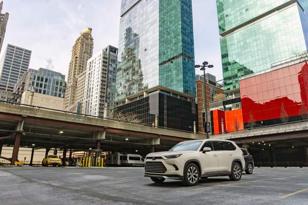 View Photos of the 2024 Toyota Grand Highlander Hybrid Max Limited