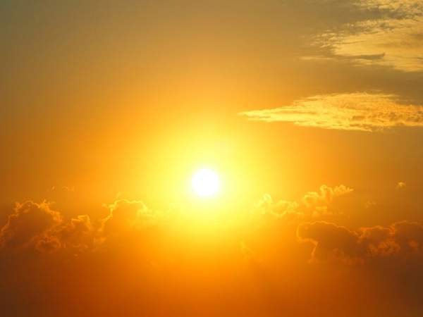 News24 | Early holiday, more fans: Philippines schools adapt to climate change