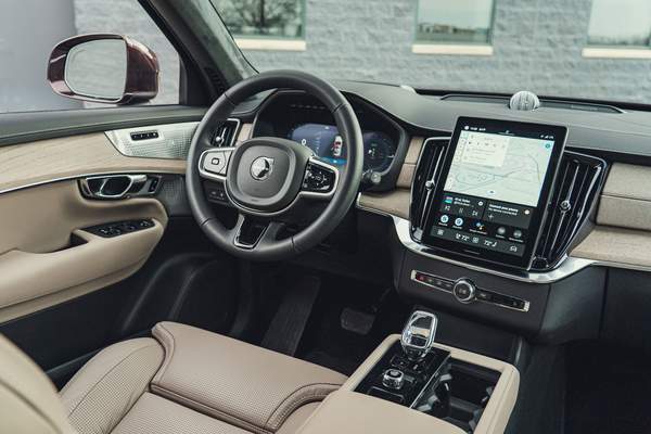 View Interior Photos of the 2025 Volvo XC90 T8 Hybrid