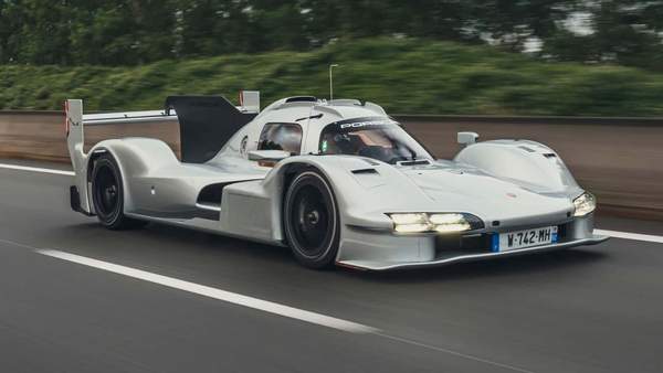 963 RSP Revealed: Meet Porsche's Street-Legal Le Mans Hypercar