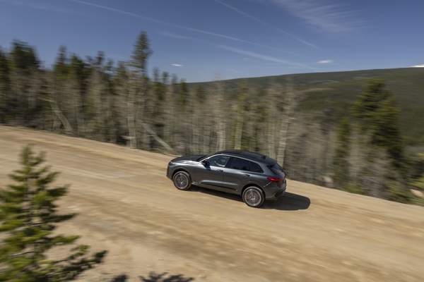 View Exterior Photos of the 2025 Audi Q5 and SQ5