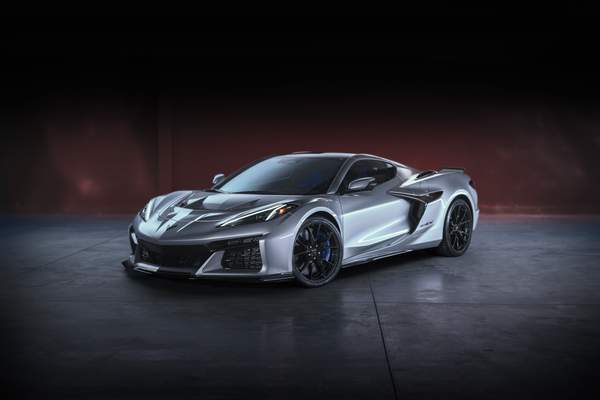 View Photos of the 2026 Chevy Corvette ZR1X