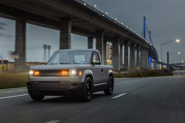 2027 Slate Truck EV vs. 2025 Ford Maverick: How They'll Compare