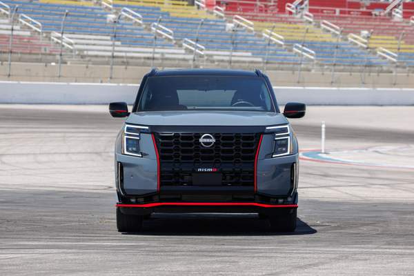 View Exterior Photos of the 2026 Nissan Armada NISMO