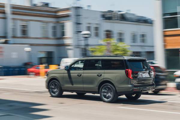 2025 Ford Expedition Test: Just Shy of Greatness