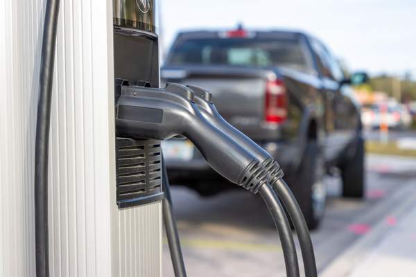 Federal Judge Blocks Trump From Suppressing Funds for EV Chargers